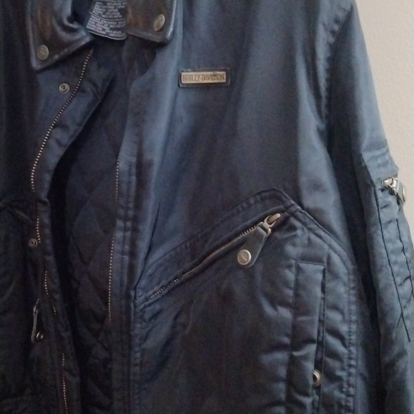 Genuine leather, Harley-Davidson women's jacket. XL wide. Like new condition. - Picture 4 of 4